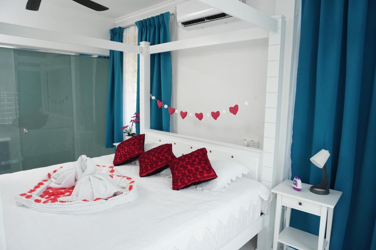 Beit Azzahra Private Pool Villa At Pantai Batu Hitam クアンタン エクステリア 写真