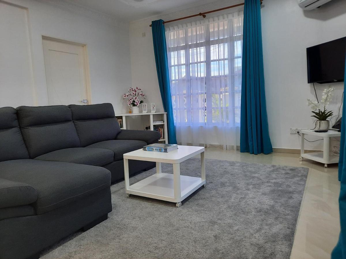Beit Azzahra Private Pool Villa At Pantai Batu Hitam クアンタン エクステリア 写真